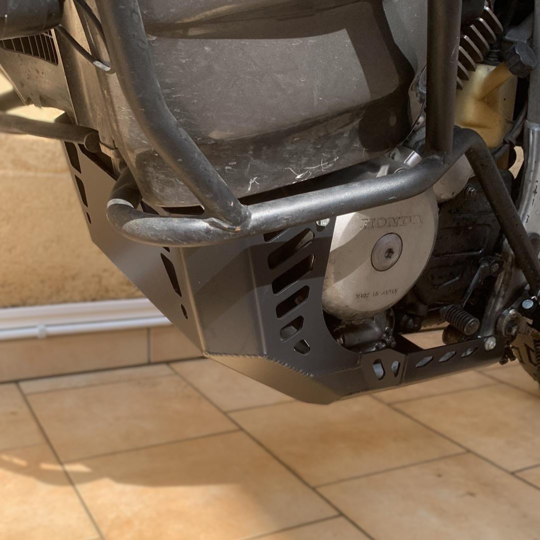 Skid plate Honda Transalp XL600V (Black) - Image 5